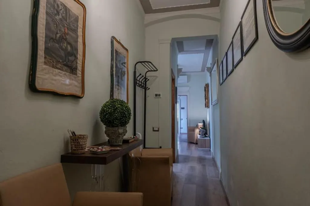 Borgognissanti Ollie'S Home In Centro A Firenze Lägenhet